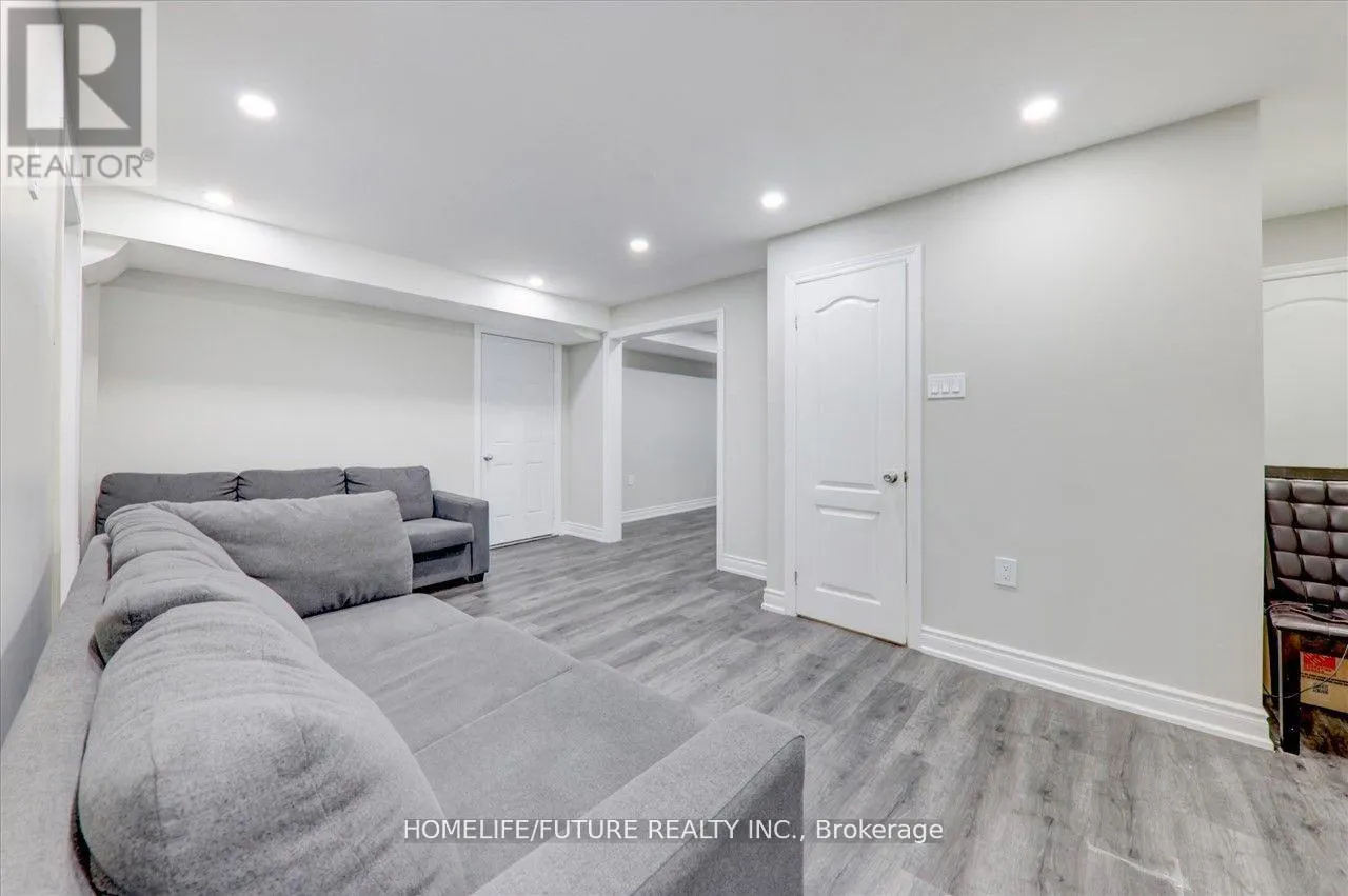 BSMT - 939 MILLER PARK AVENUE