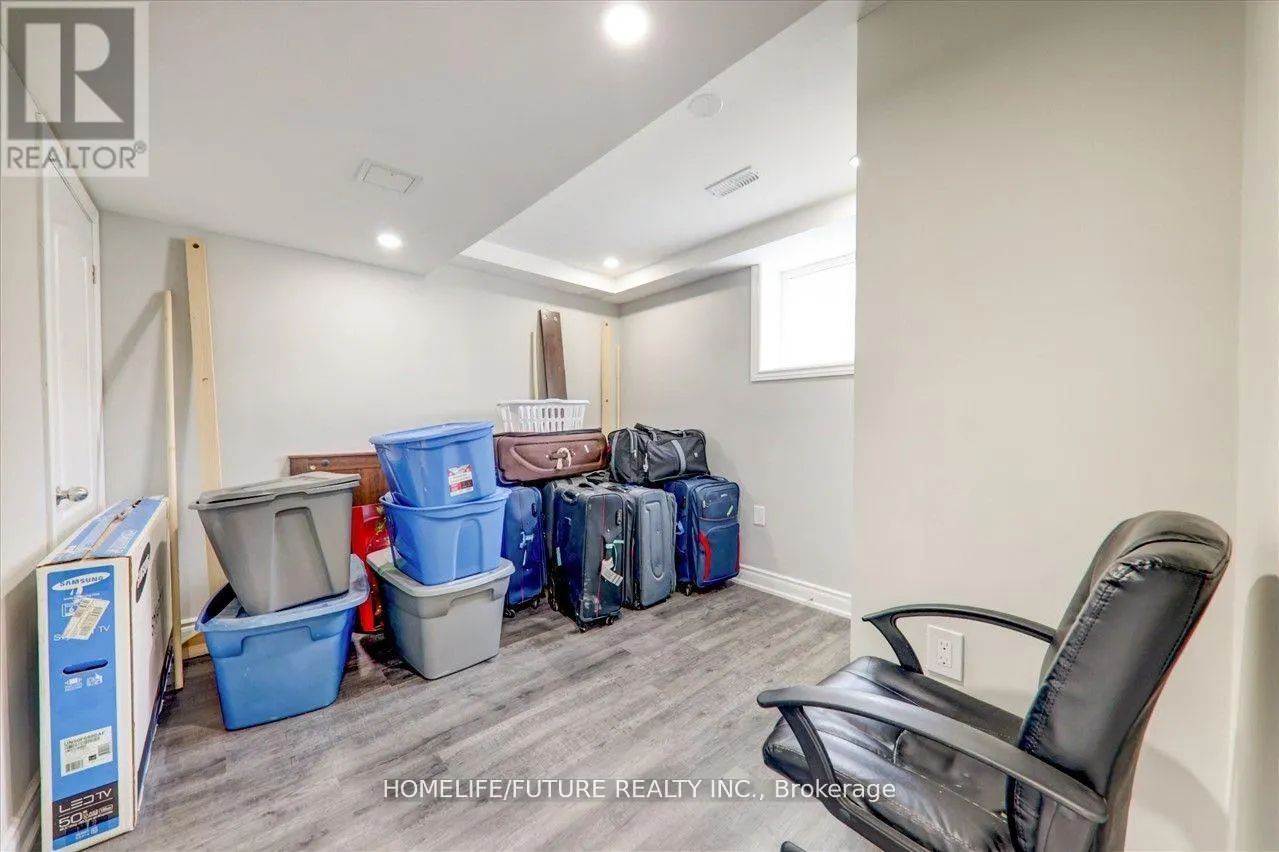 BSMT - 939 MILLER PARK AVENUE