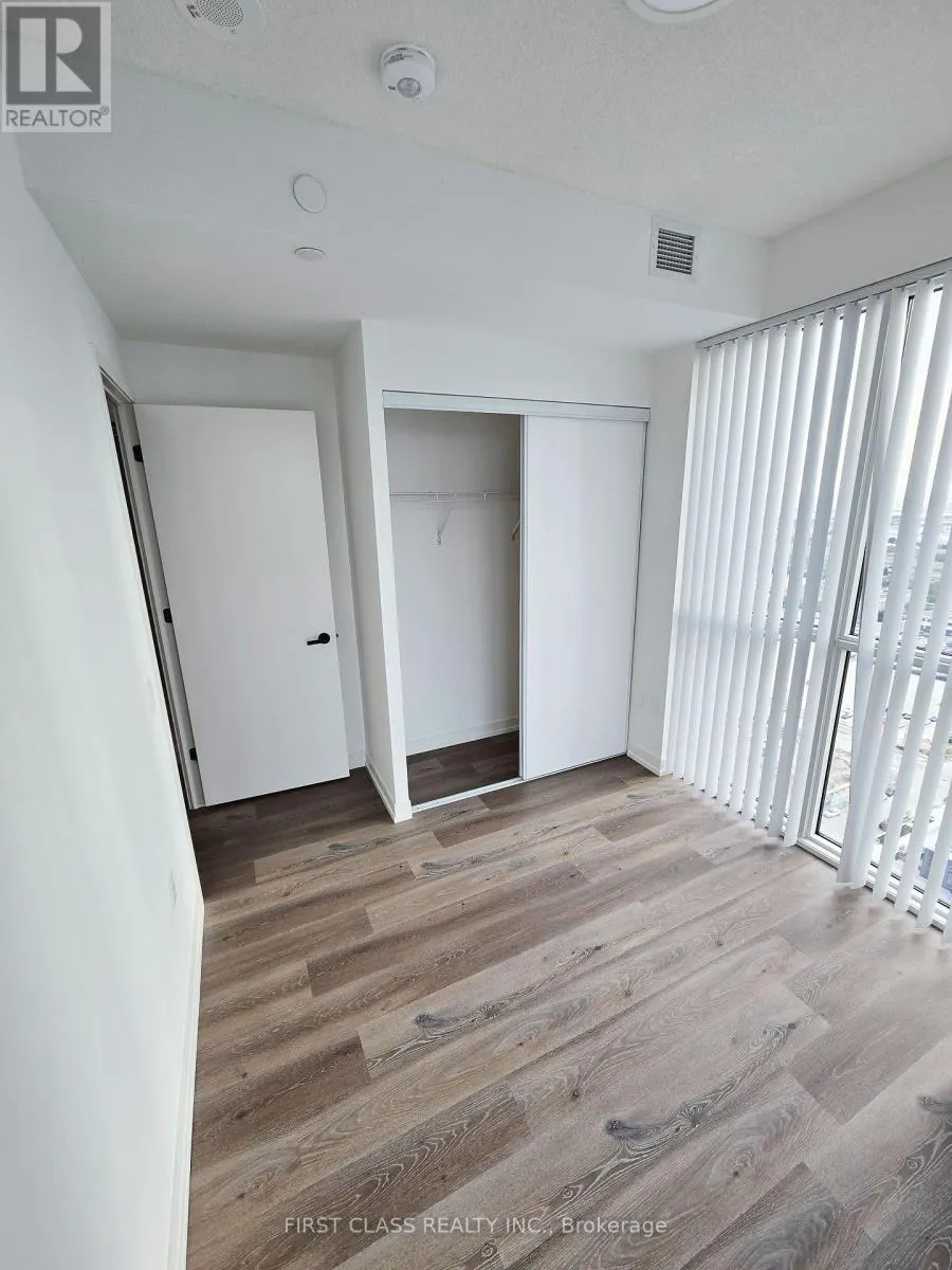 3003 - 28 INTERCHANGE WAY