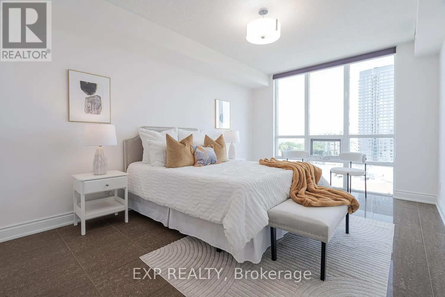 1205 - 88 PROMENADE CIRCLE