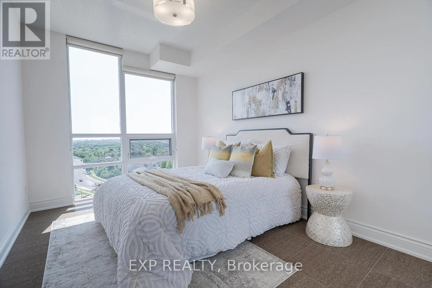 1205 - 88 PROMENADE CIRCLE