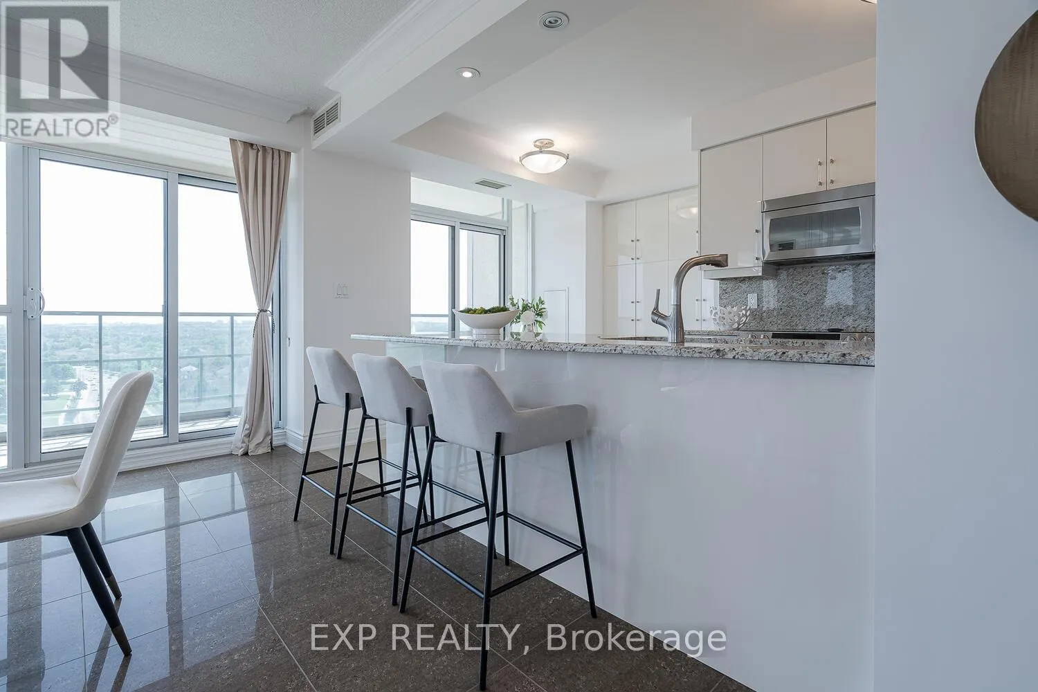 1205 - 88 PROMENADE CIRCLE