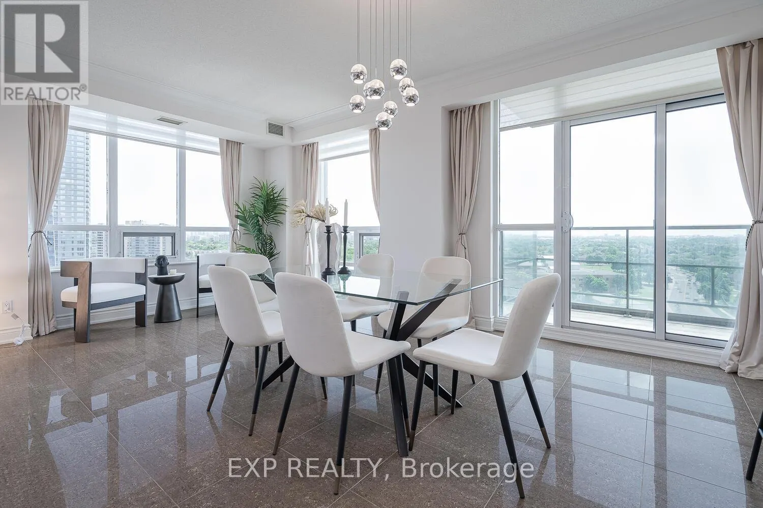 1205 - 88 PROMENADE CIRCLE