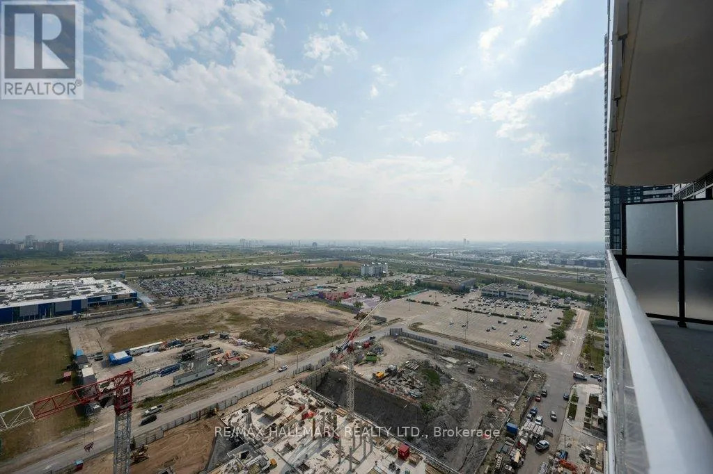 2710 - 28 INTERCHANGE WAY