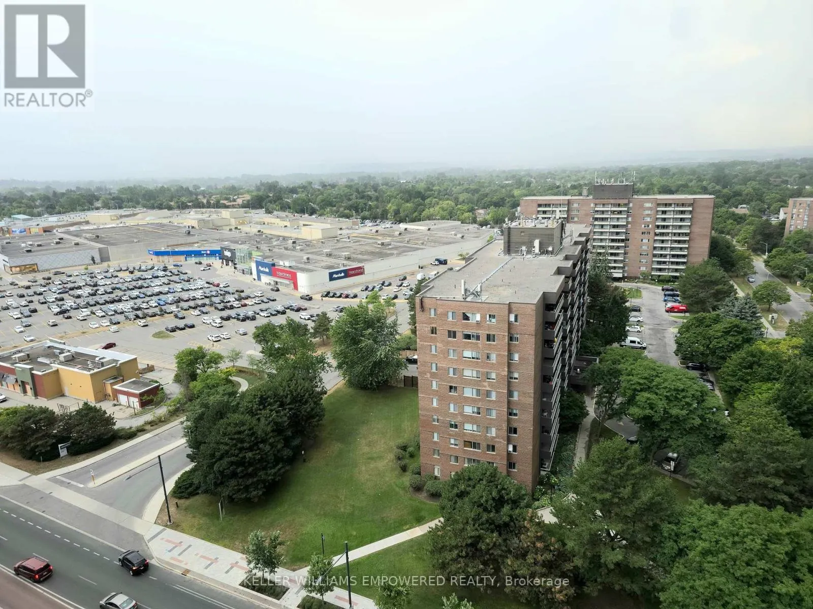 PH10 - 9471 YONGE STREET