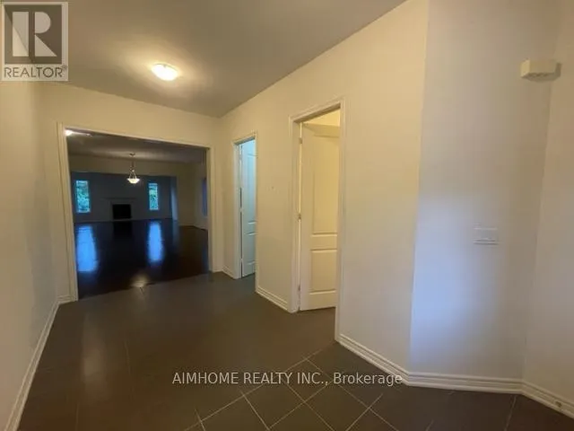 14 WARREN MCBRIDE CRESCENT