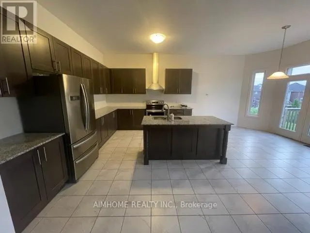 14 WARREN MCBRIDE CRESCENT
