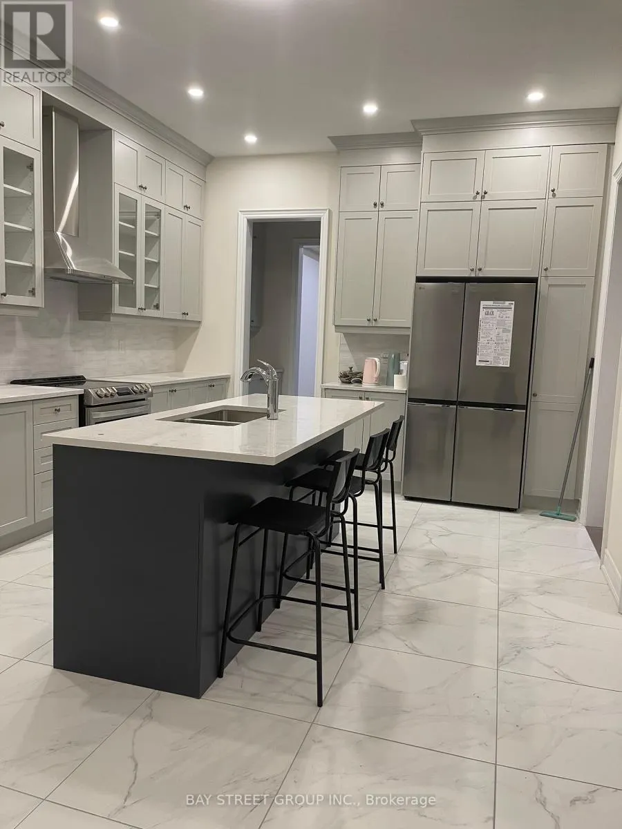 ROOM - 56 BUD LEGGETT CRES CRESCENT