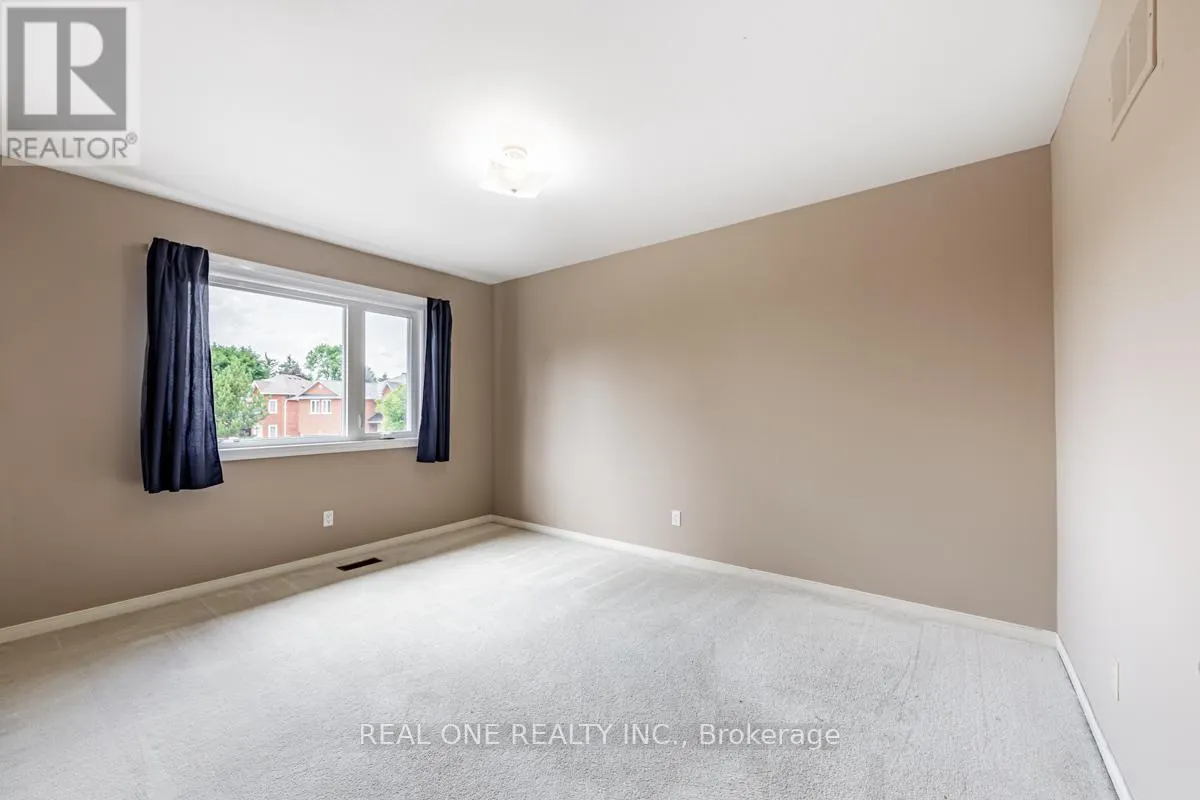 59 PINE BOUGH MANOR