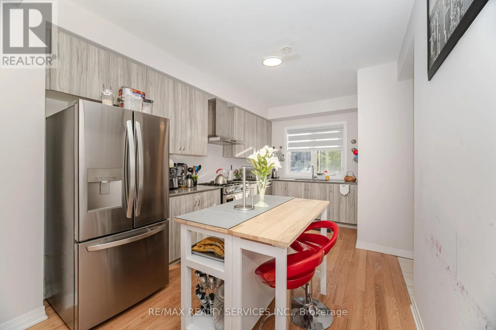 12 - 220 DISSETTE STREET