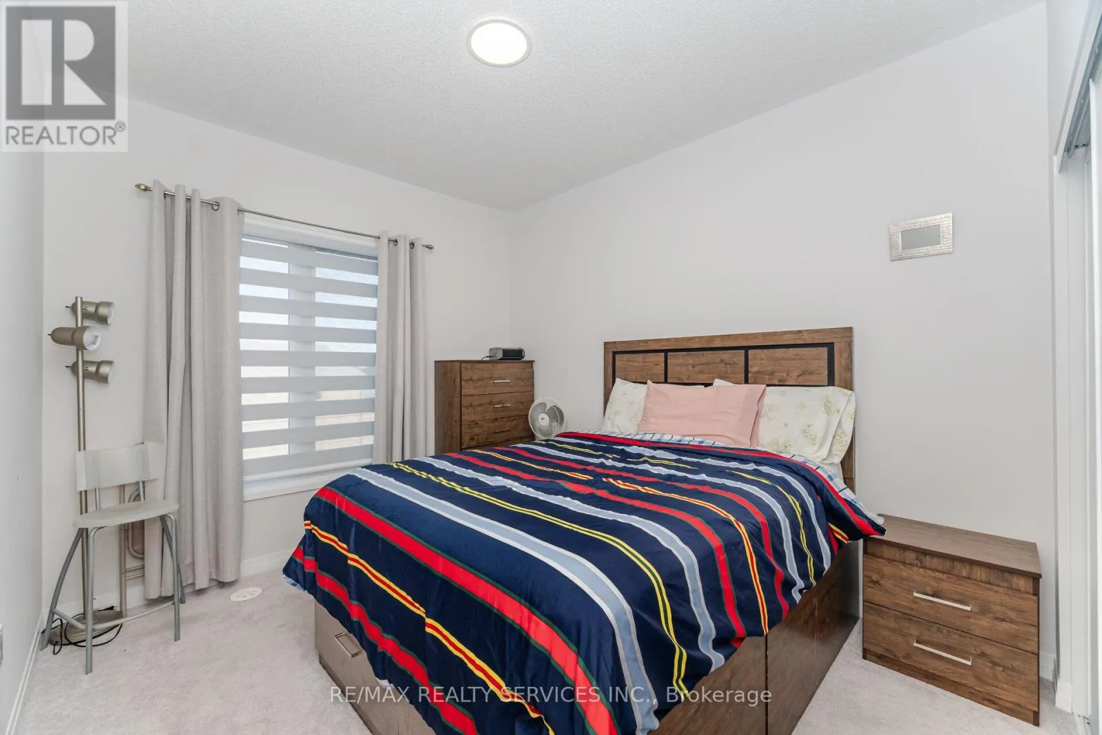 12 - 220 DISSETTE STREET