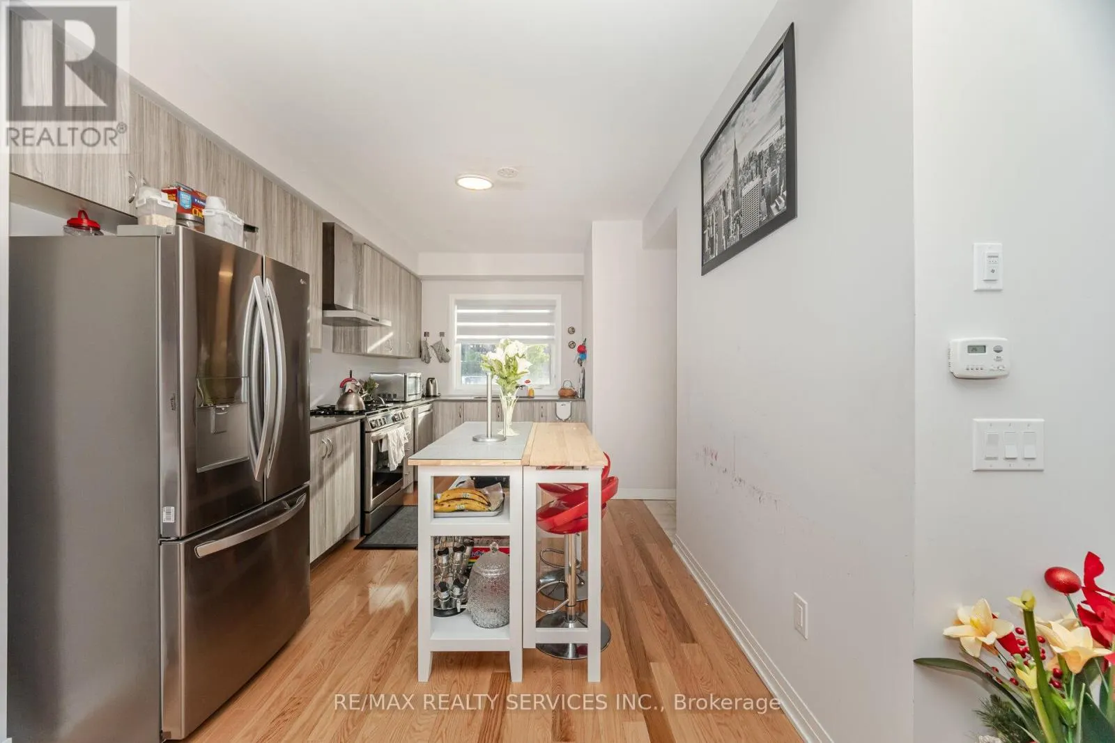 12 - 220 DISSETTE STREET