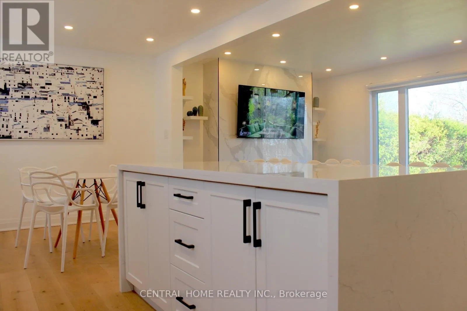 755 BOTANY HILL CRESCENT