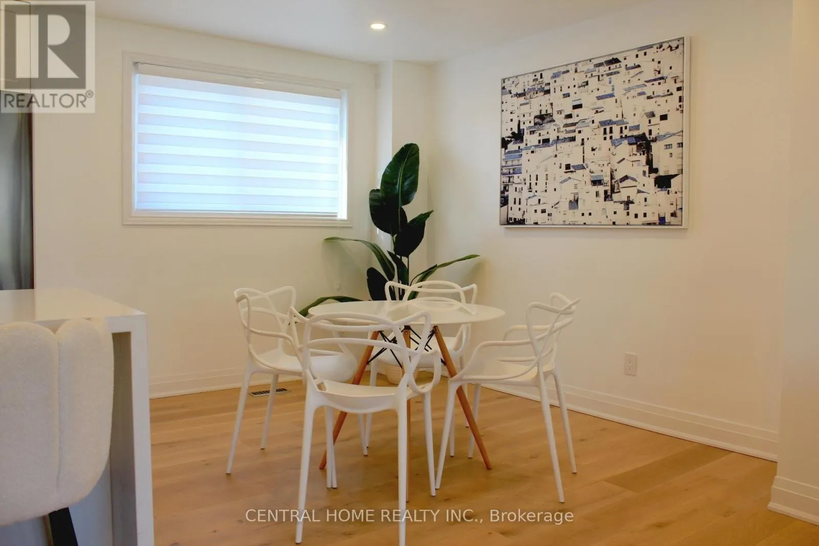 755 BOTANY HILL CRESCENT