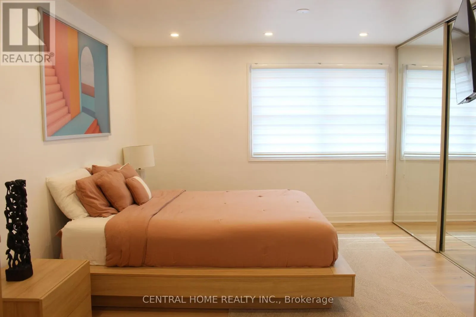 755 BOTANY HILL CRESCENT