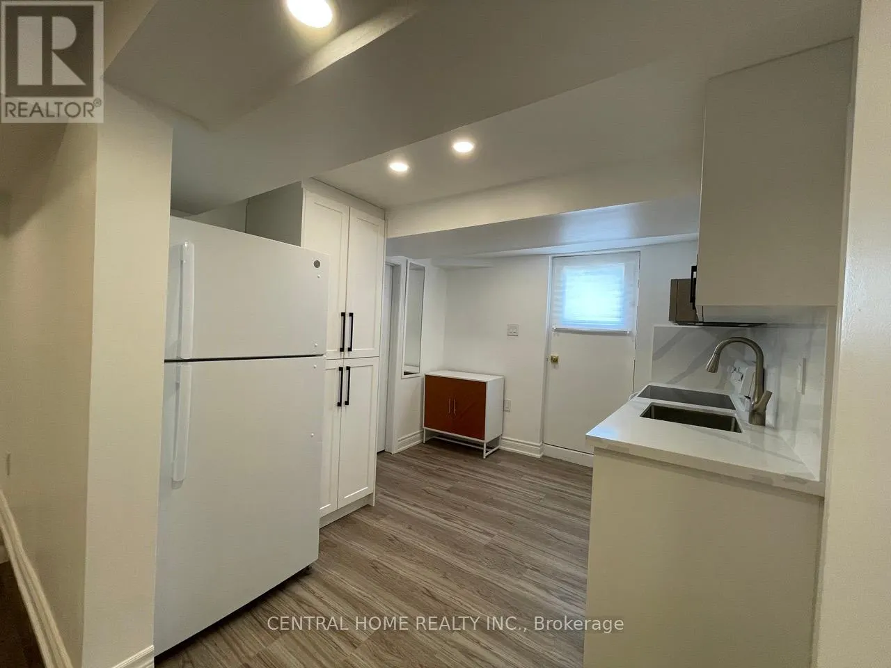 755 BOTANY HILL CRESCENT