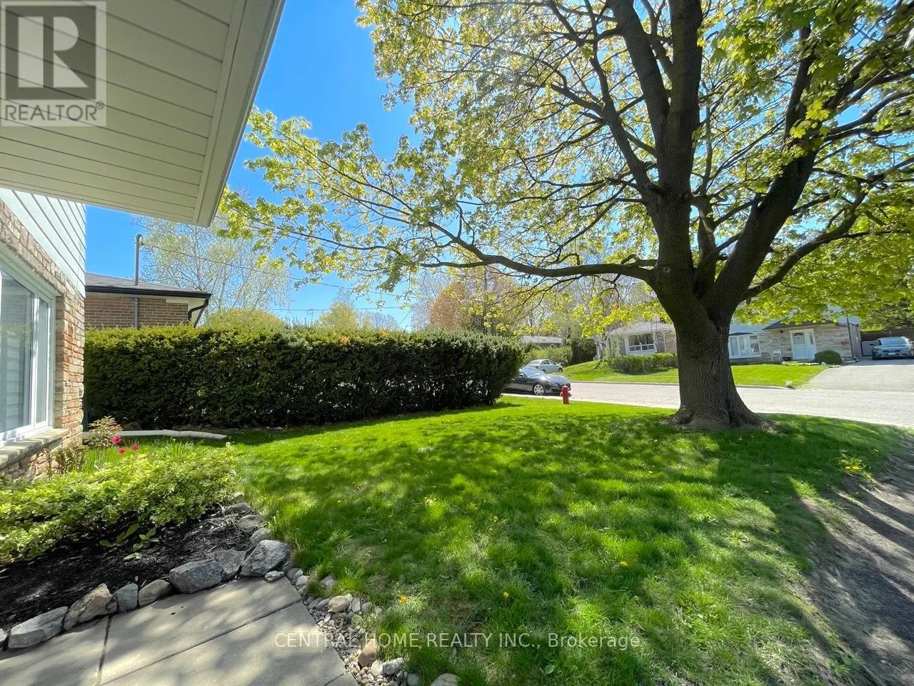 755 BOTANY HILL CRESCENT