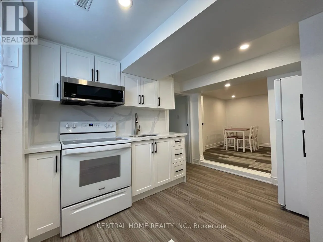 755 BOTANY HILL CRESCENT