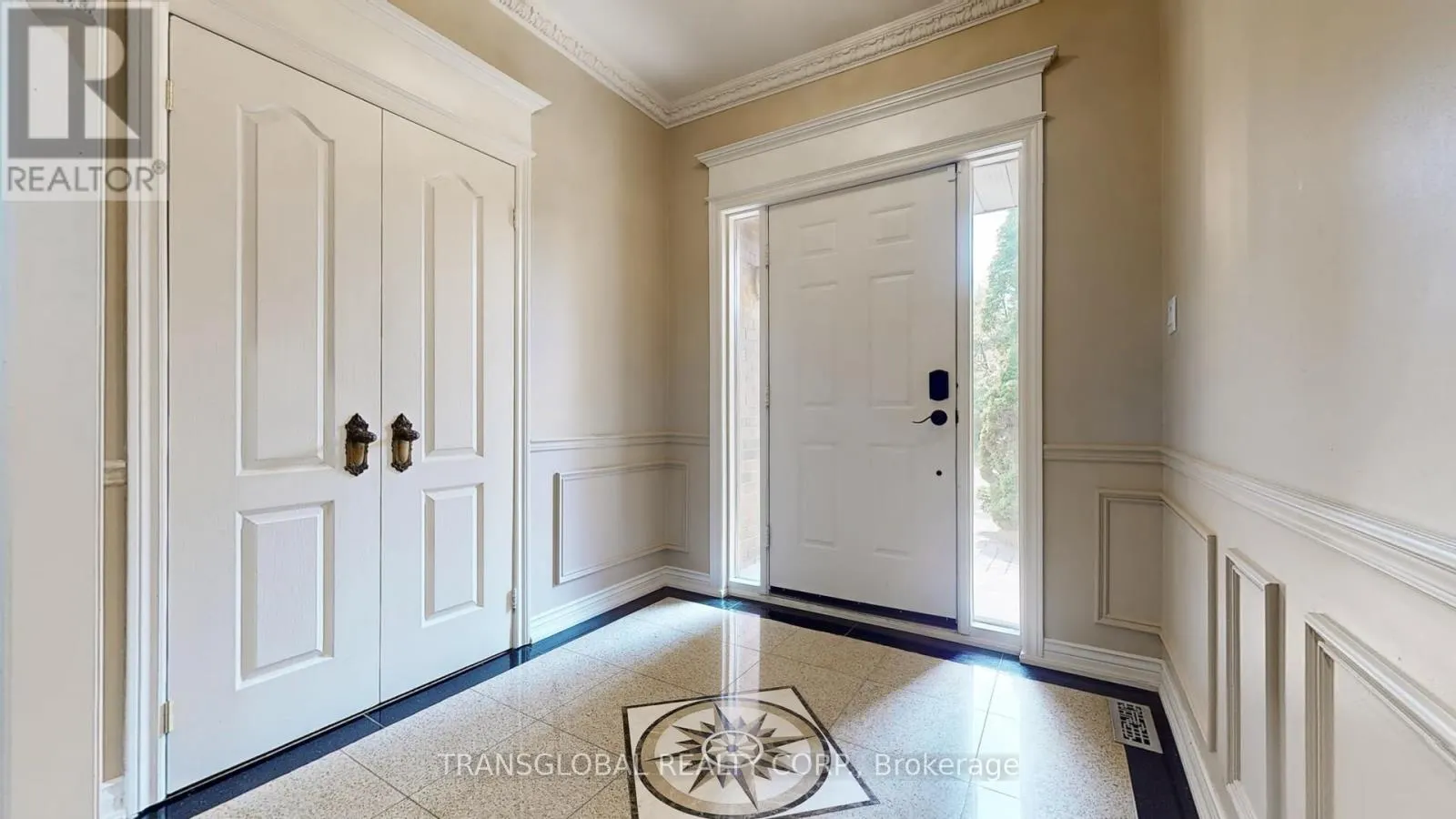 458 BEVERLEY GLEN BOULEVARD