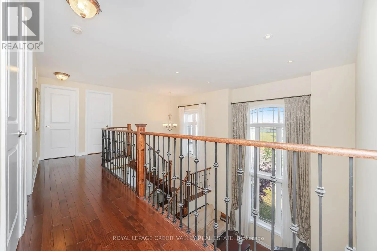 2 IRONSIDE DRIVE