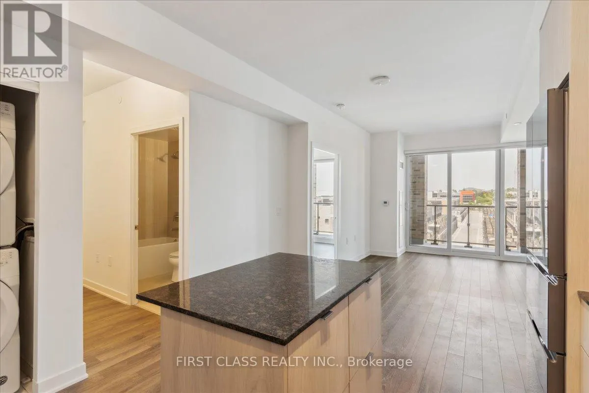 403 - 100 EAGLE ROCK WAY