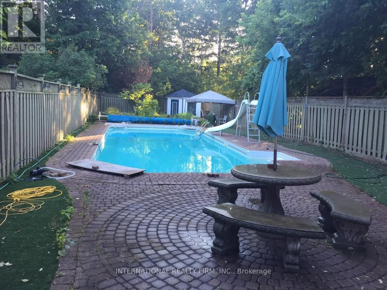 276 SHERIDAN COURT