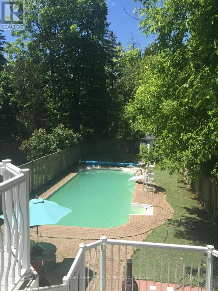276 SHERIDAN COURT