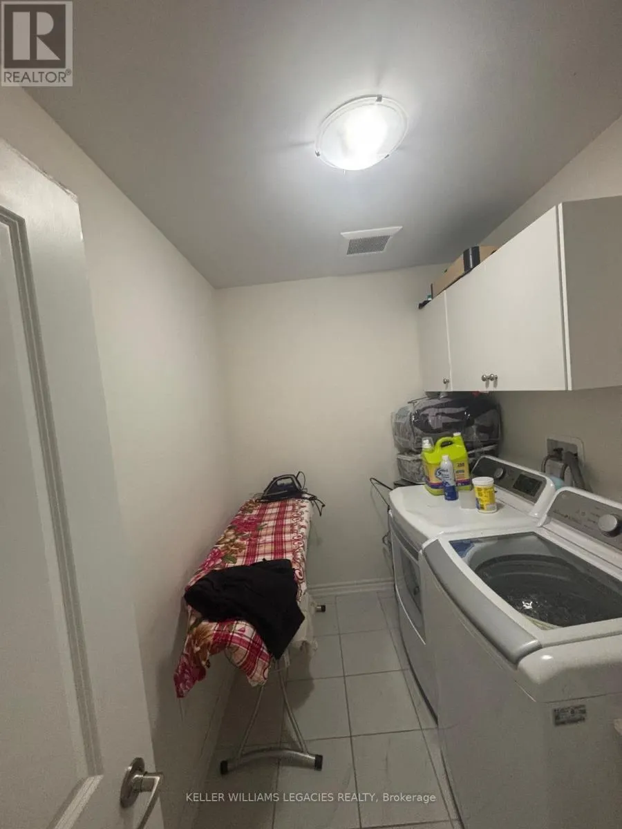 2300 GRAINGER LOOP