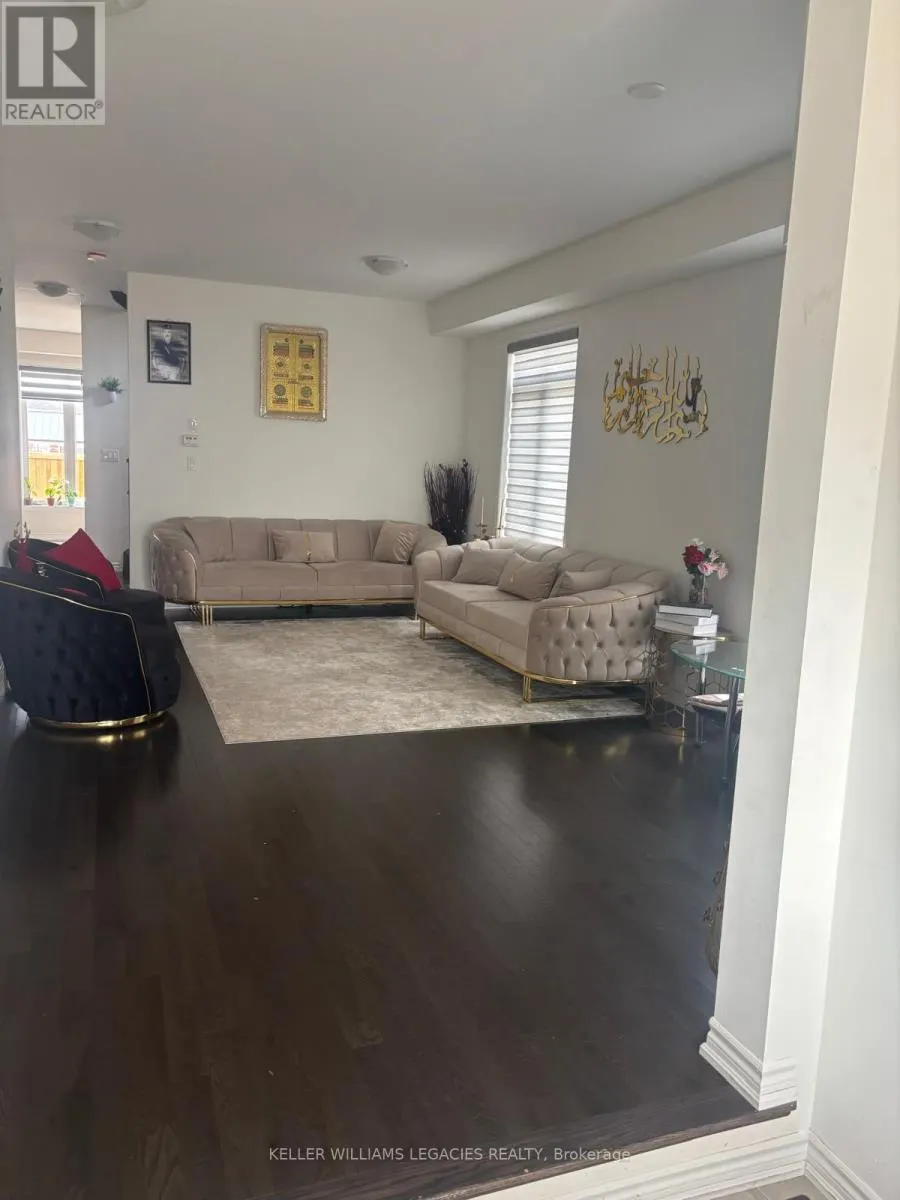 2300 GRAINGER LOOP