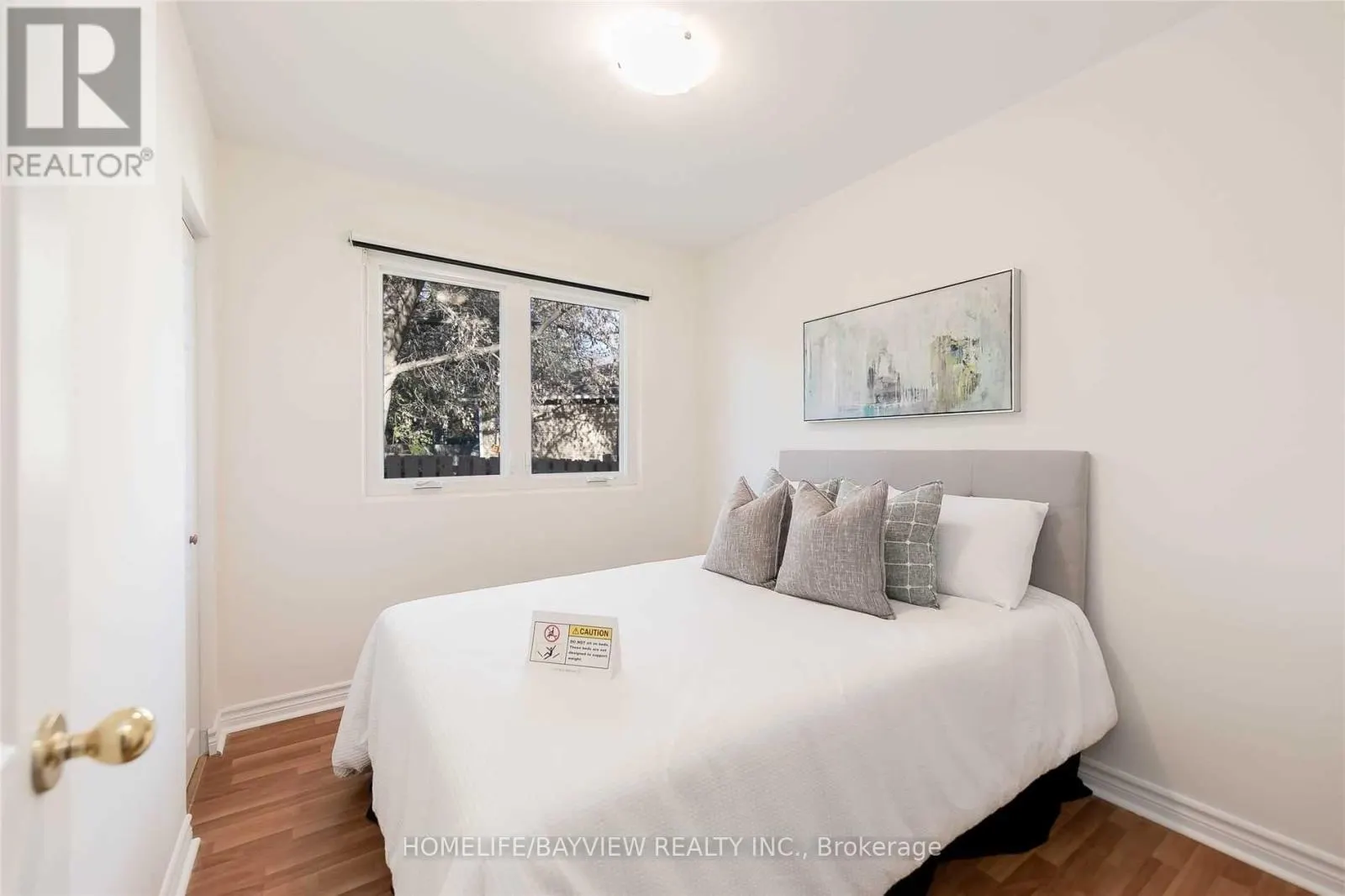 MAIN - 107 SEPTONNE AVENUE