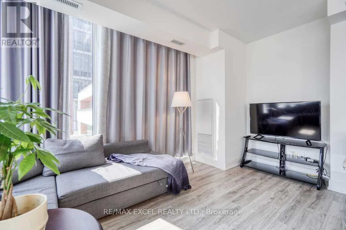 202A - 9608 YONGE STREET