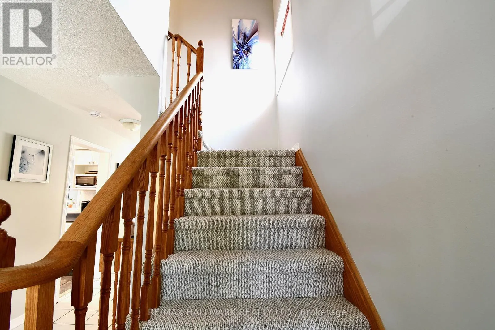 24 GLENORA PLACE