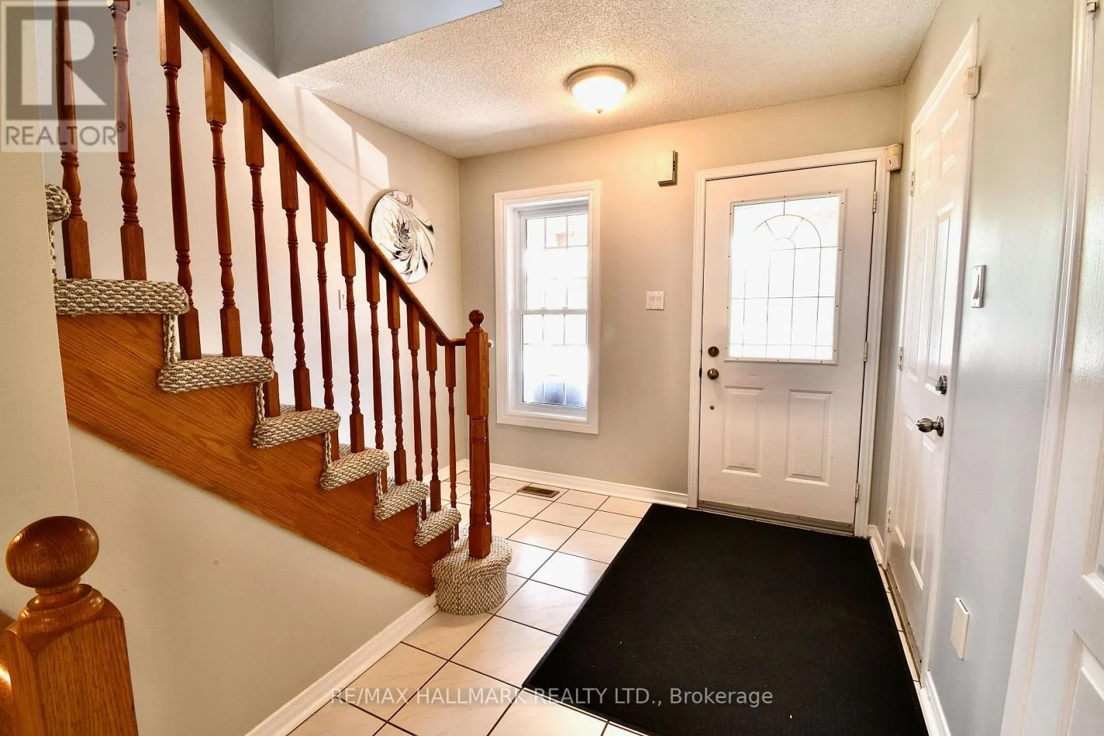 24 GLENORA PLACE