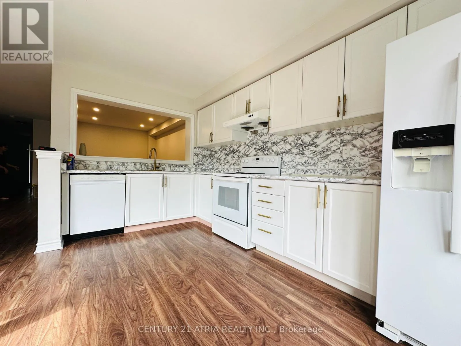 73 SILVERDART CRESCENT