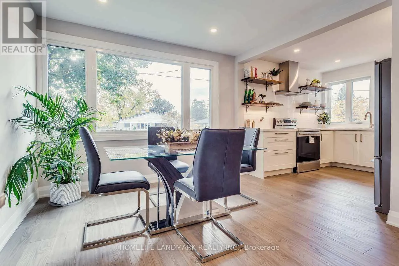 323 KERSWELL DRIVE