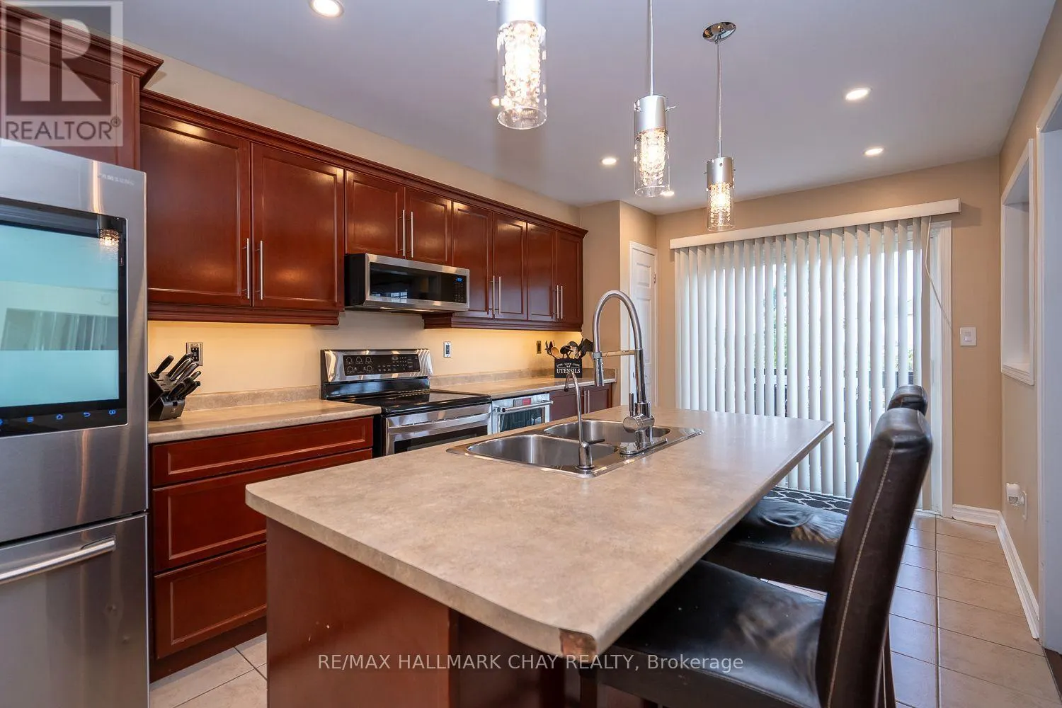 17 RILEY ROAD