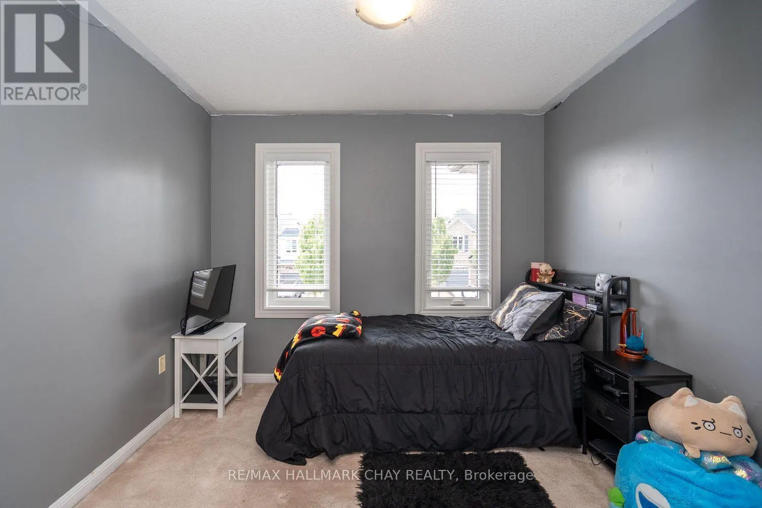 17 RILEY ROAD