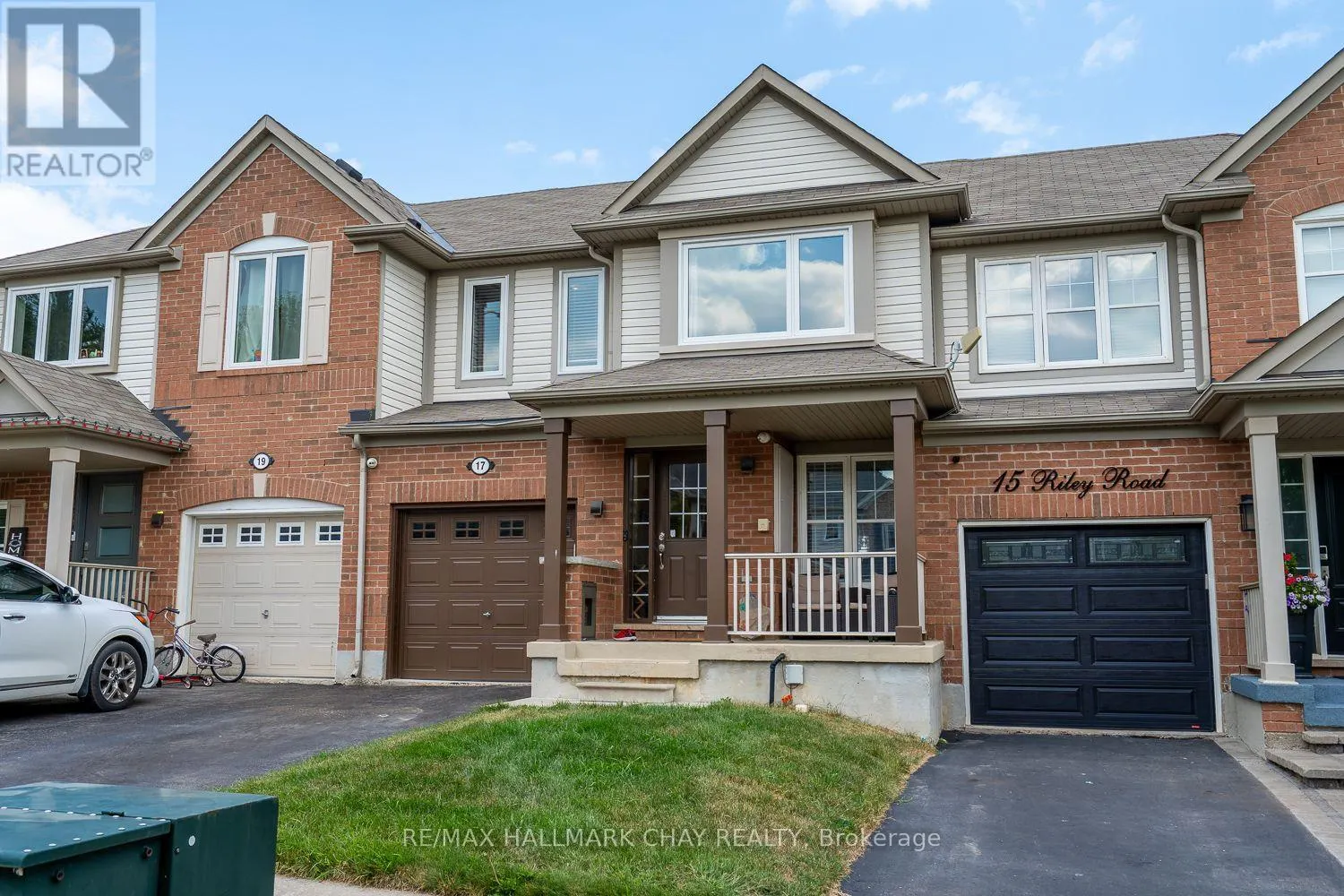 17 RILEY ROAD