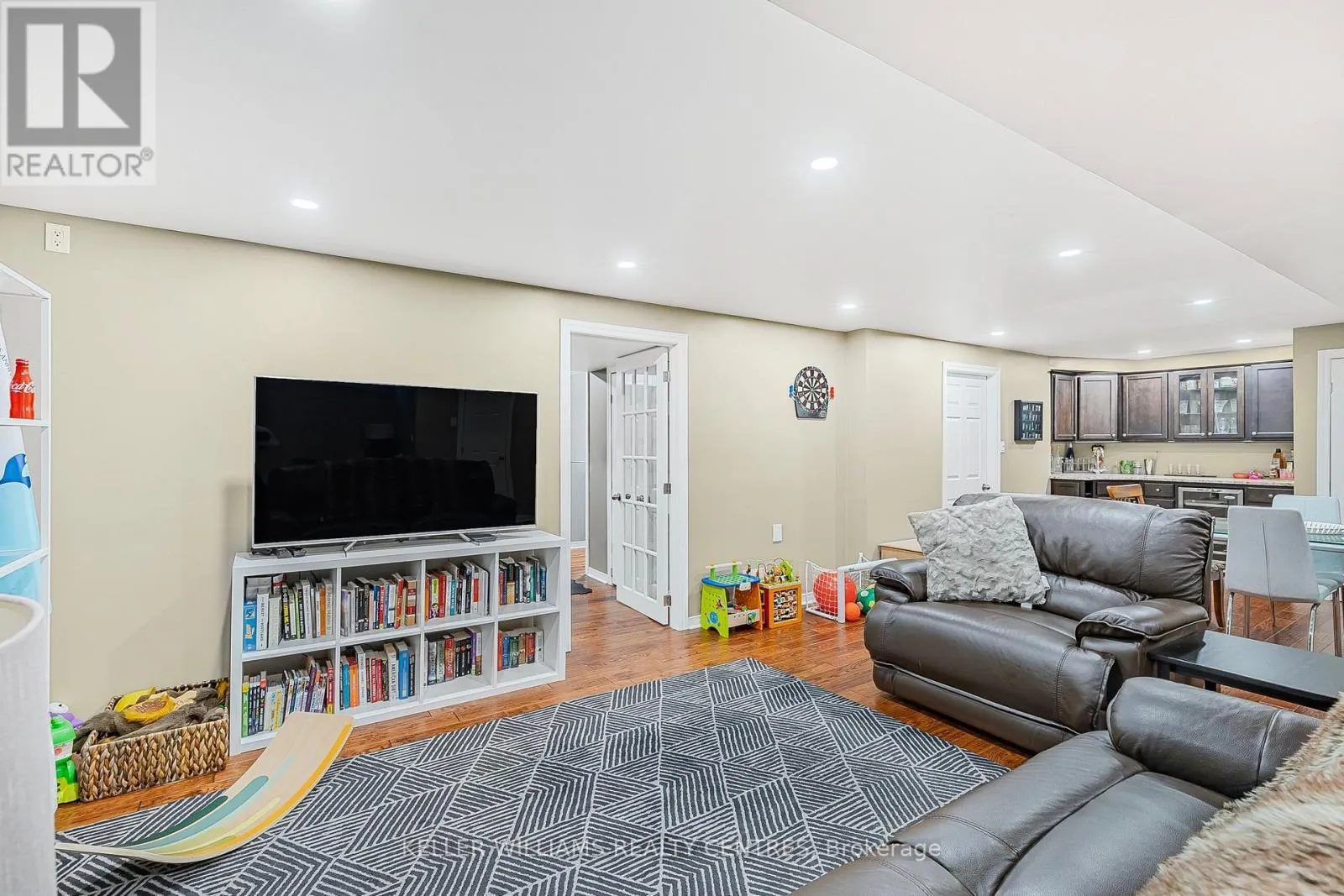107 RHODES CIRCLE