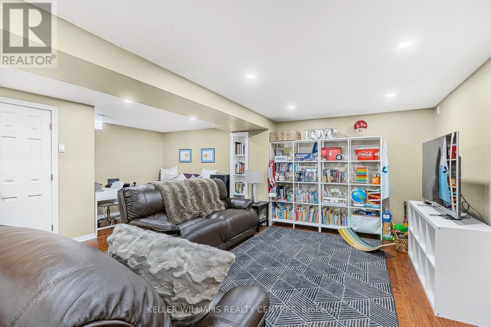 107 RHODES CIRCLE