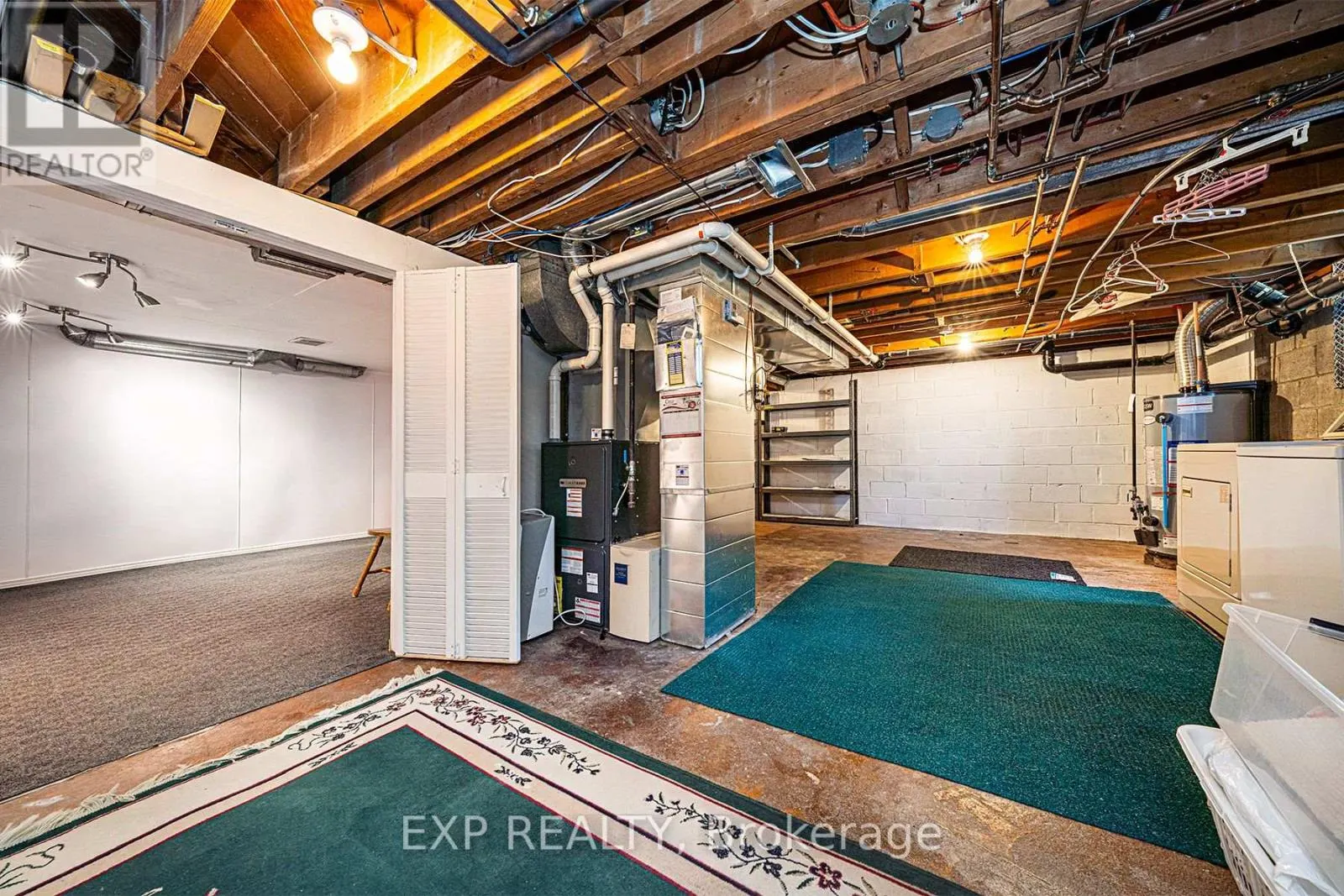 76 SUNSET BEACH ROAD