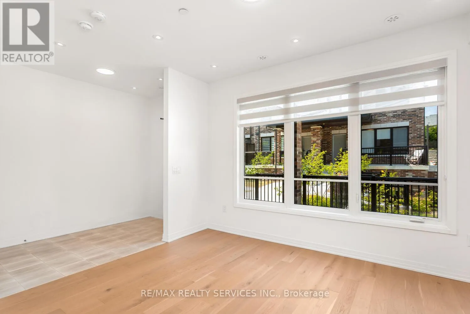 9 - 70 BAYNES WAY