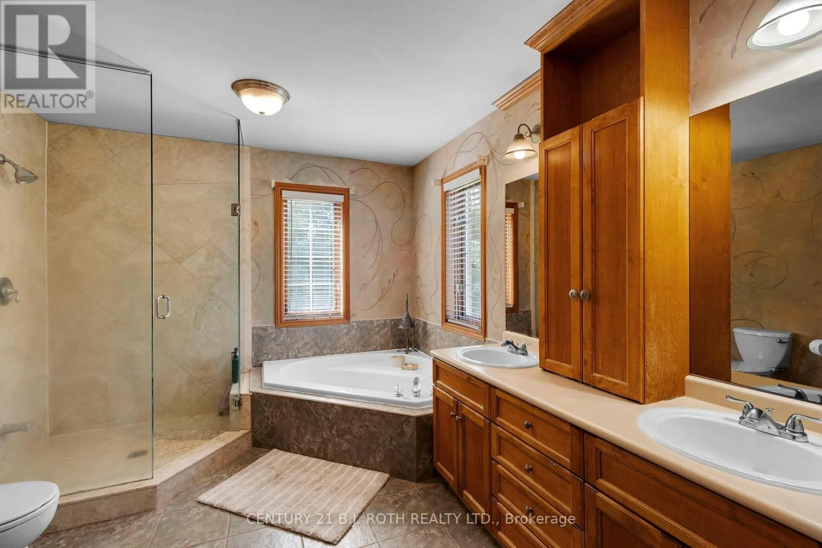 256 DENNEY DRIVE