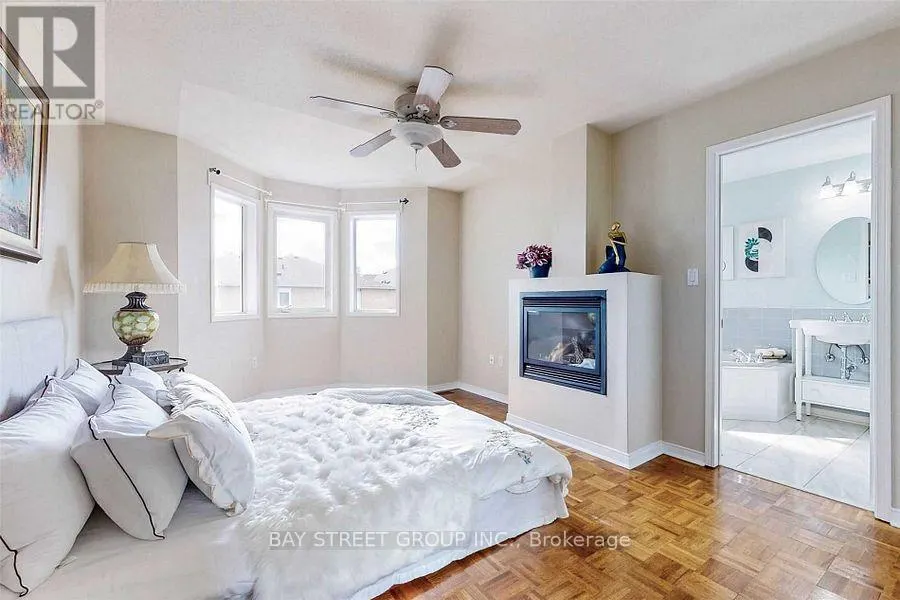 4 GOLDBROOK CRESCENT