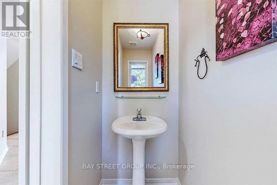 4 GOLDBROOK CRESCENT