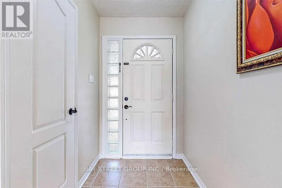 4 GOLDBROOK CRESCENT