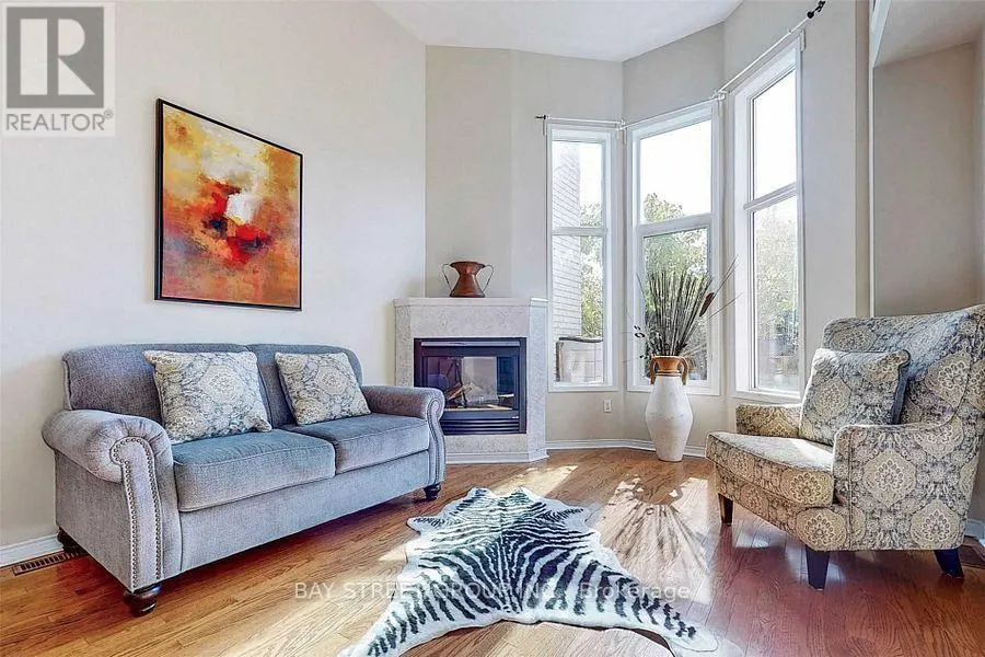 4 GOLDBROOK CRESCENT