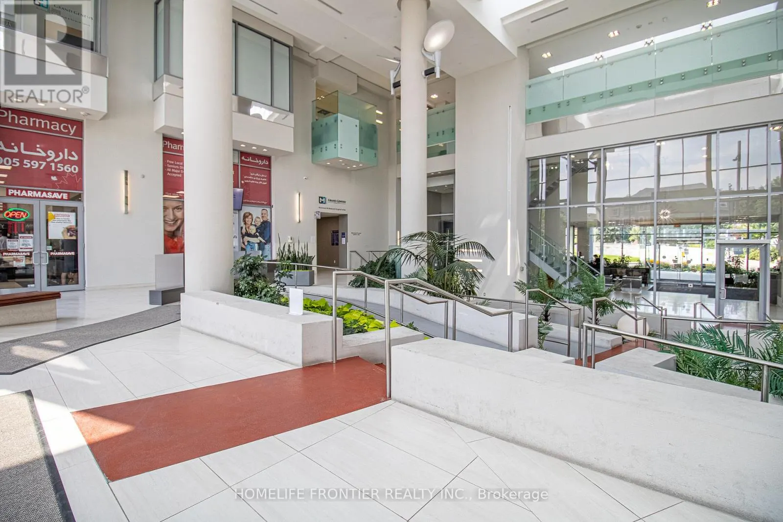 609B - 9090 YONGE STREET