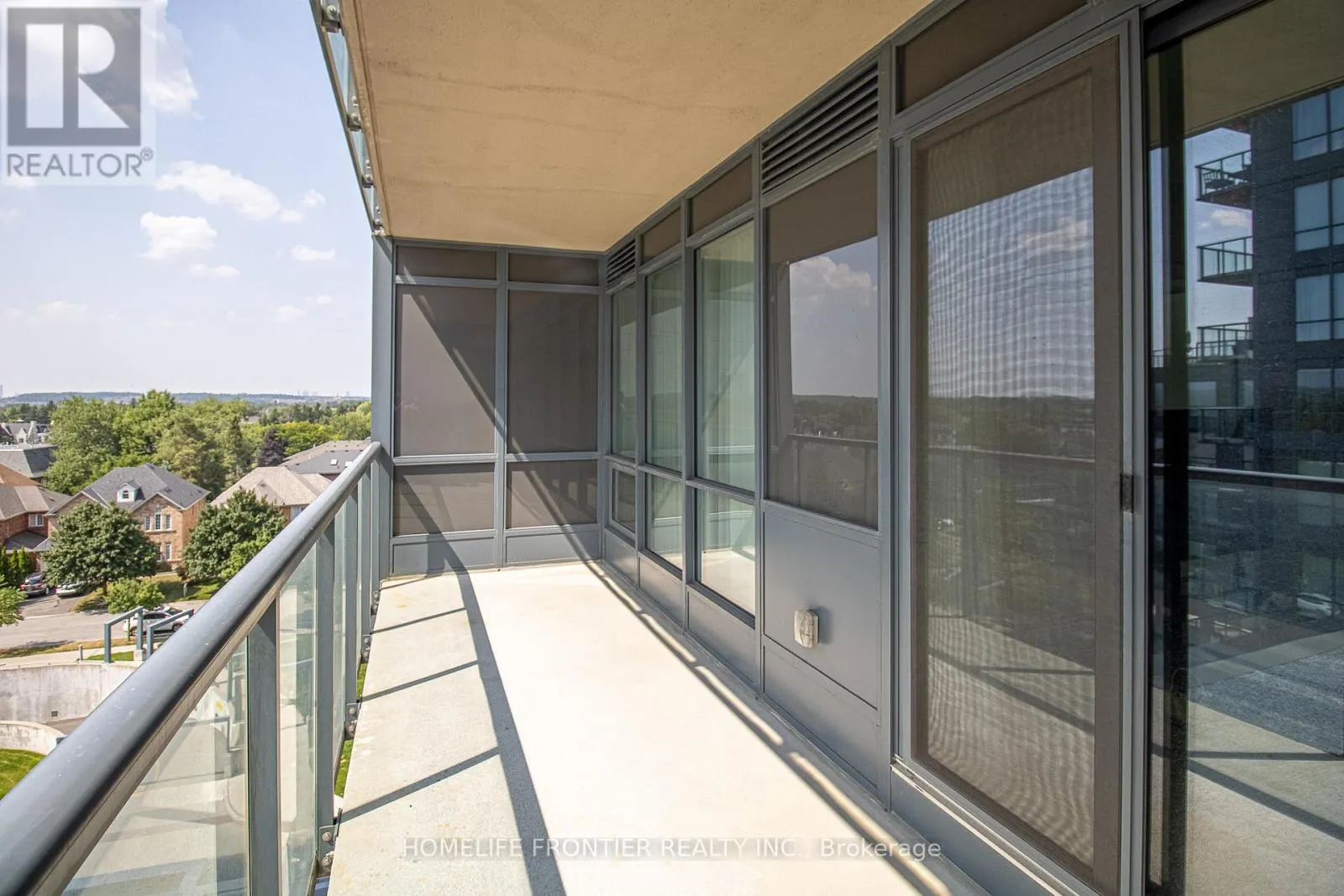 609B - 9090 YONGE STREET