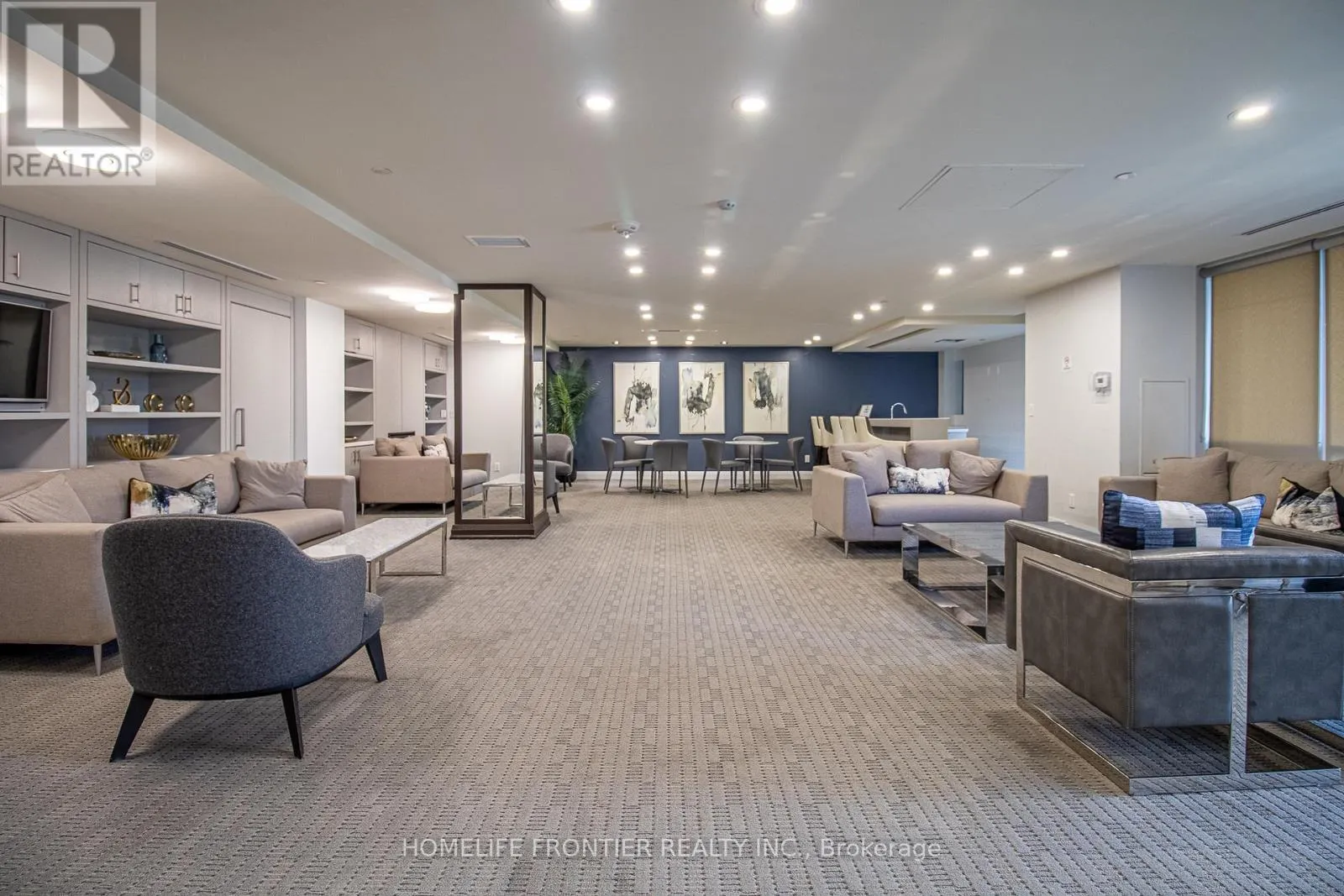 609B - 9090 YONGE STREET